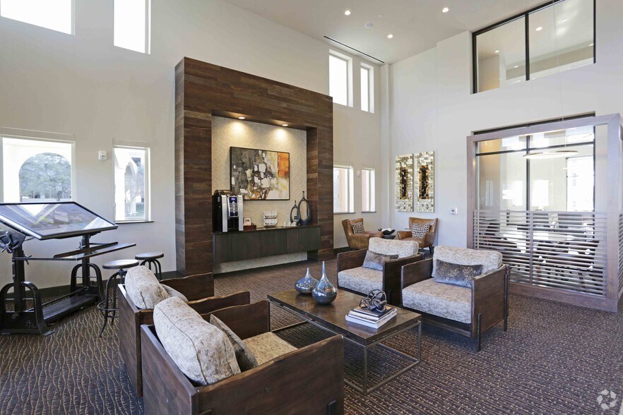 More Photos Of 5200 N O'Connor Blvd, Irving Unknown For Lease