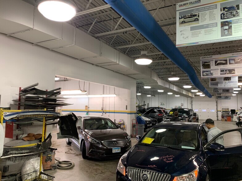 More Photos Of 15129 Foliage Ave, Apple Valley Auto Repair For Sale