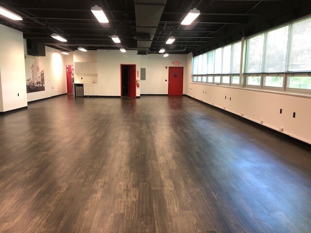 More Photos Of 185 Kisco Ave, Mount Kisco Light Manufacturing For Lease