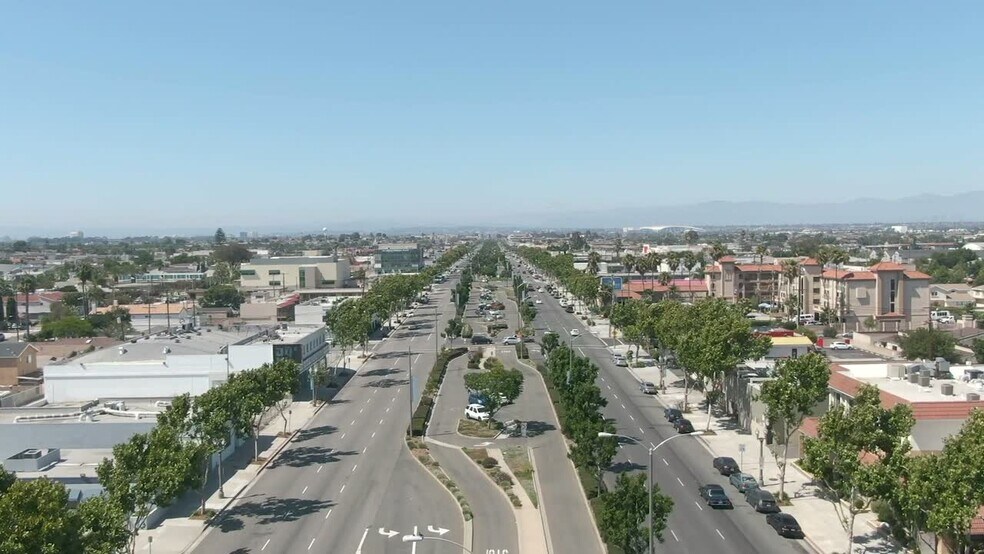 Primary Photo Of 14929 Hawthorne Blvd, Lawndale Storefront Retail Office For Sale