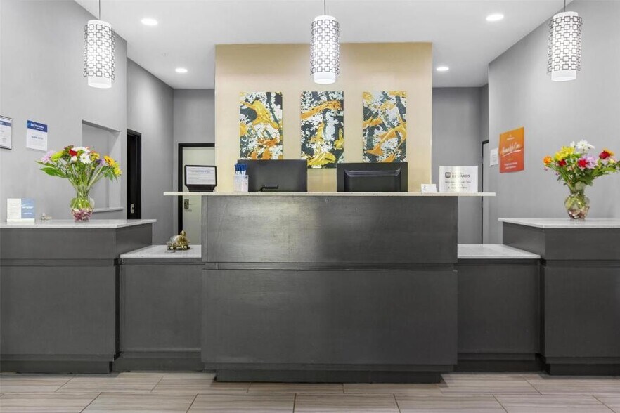 More Photos Of 13600 Hartman Ln, Walker Hotel For Sale