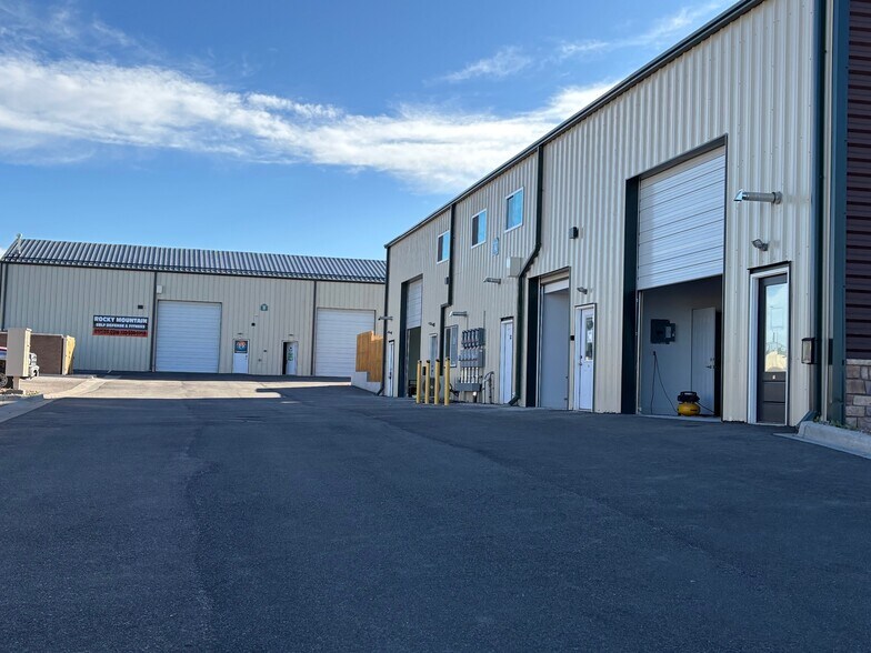 More Photos Of 282 Malibu St, Castle Rock Light Manufacturing For Lease