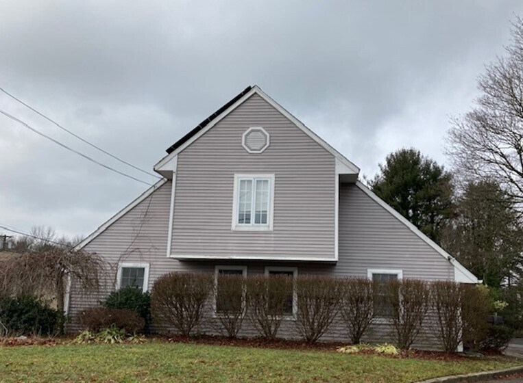 More Photos Of 416-418 Stokes Rd, Medford Medical For Sale