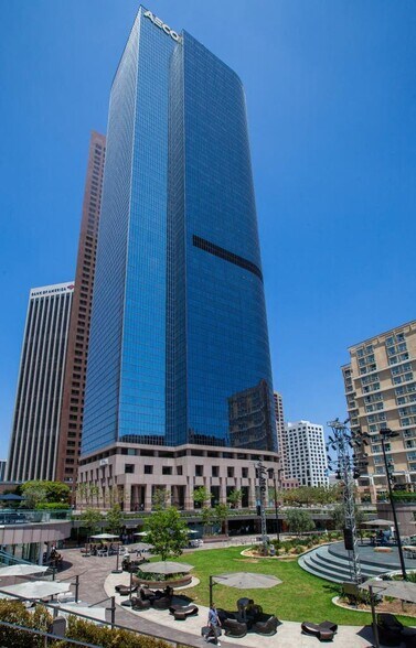 More Photos Of 350 S Grand Ave, Los Angeles Office For Lease