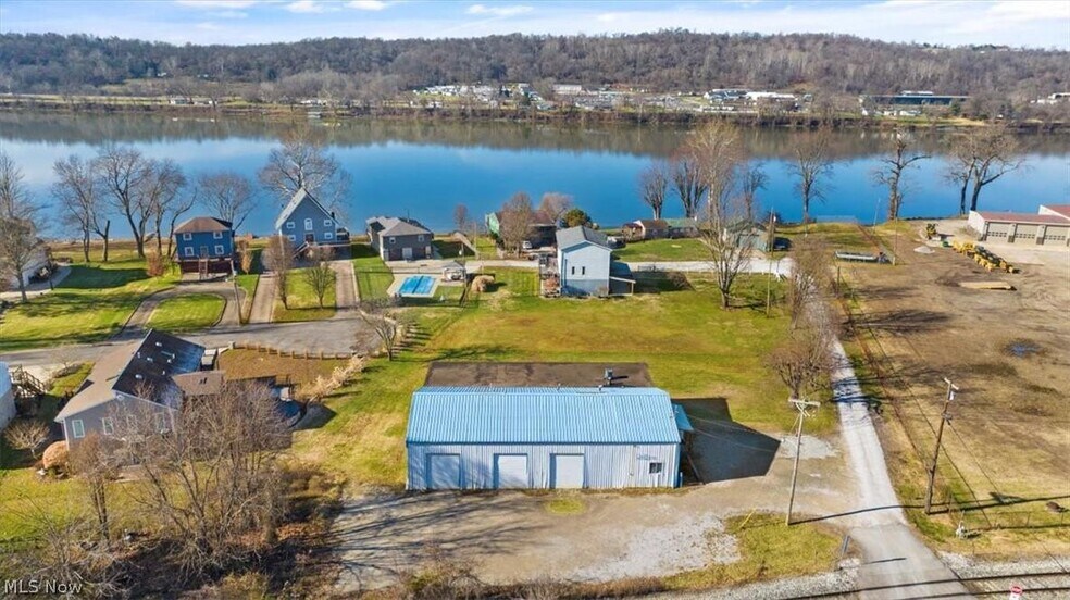 More Photos Of 316 16th St, Vienna Service For Sale