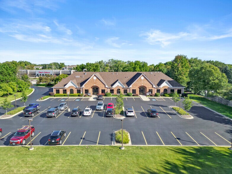 More Photos Of 6475 Washington St, Gurnee Office For Sale