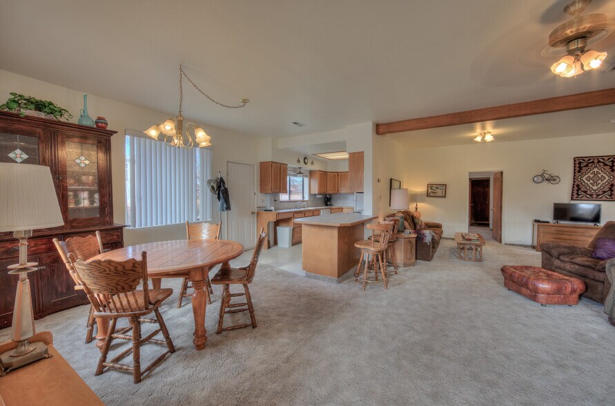 More Photos Of 195 E 200 N, Moab Specialty For Sale