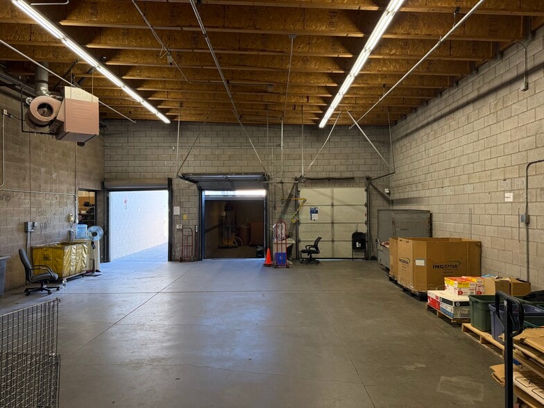 More Photos Of 662 E Prater Way, Sparks Freestanding For Lease