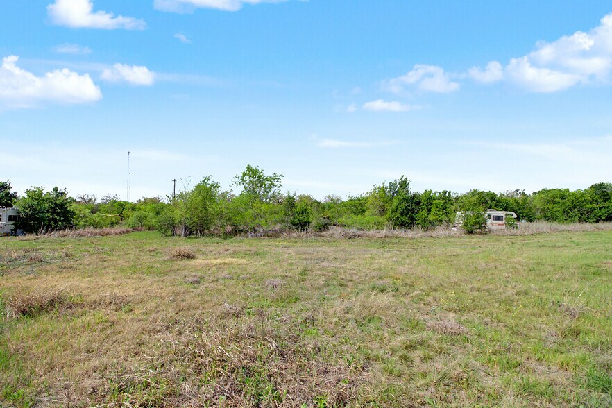 More Photos Of TBD N HWY 77, Lincoln Land For Sale
