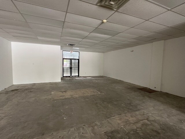 More Photos Of 5251 N University Dr, Lauderhill Freestanding For Lease