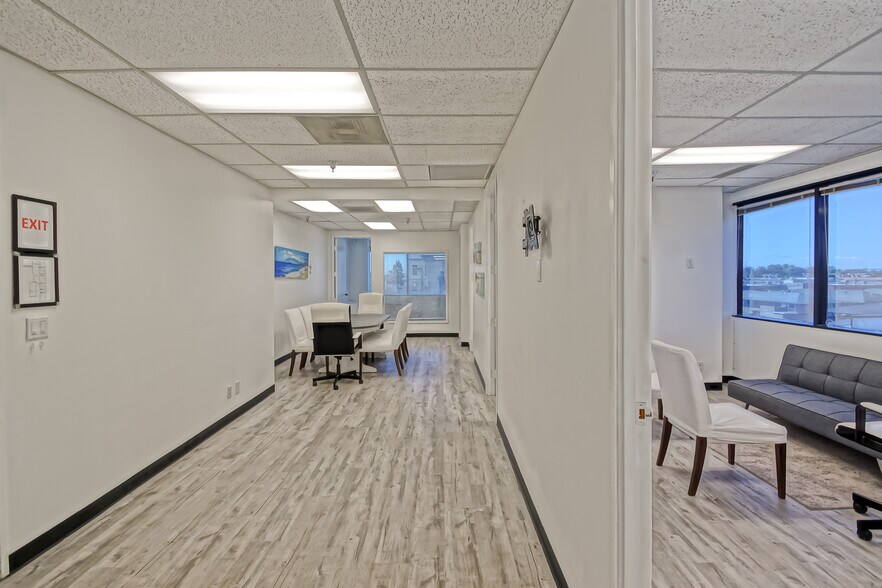More Photos Of 18377 Beach Blvd, Huntington Beach Medical For Lease