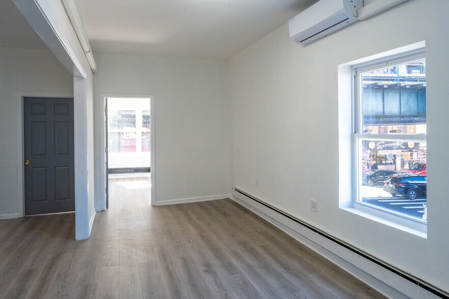 More Photos Of 11801 Liberty Ave, Jamaica Storefront Retail Residential For Lease