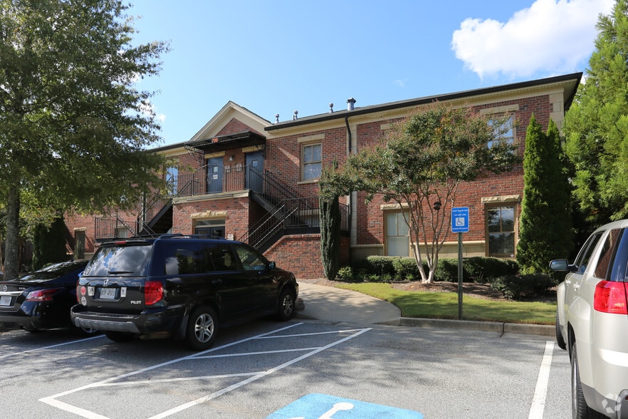 More Photos Of 5400 Laurel Springs Pky, Suwanee Office Residential For Lease