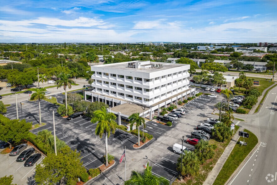 More Photos Of 351 S Cypress Rd, Pompano Beach Office For Sale