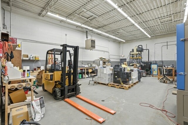 More Photos Of 968-980 Main St, Crete Freestanding For Sale