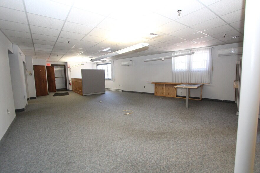 More Photos Of 7 Henry St, Worcester Light Manufacturing For Lease