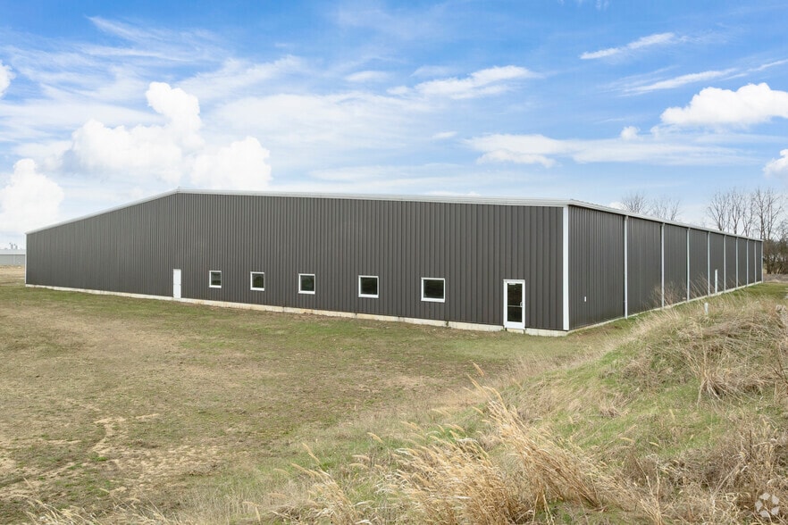 More Photos Of 300 Hammontree Dr, Morenci Warehouse For Sale