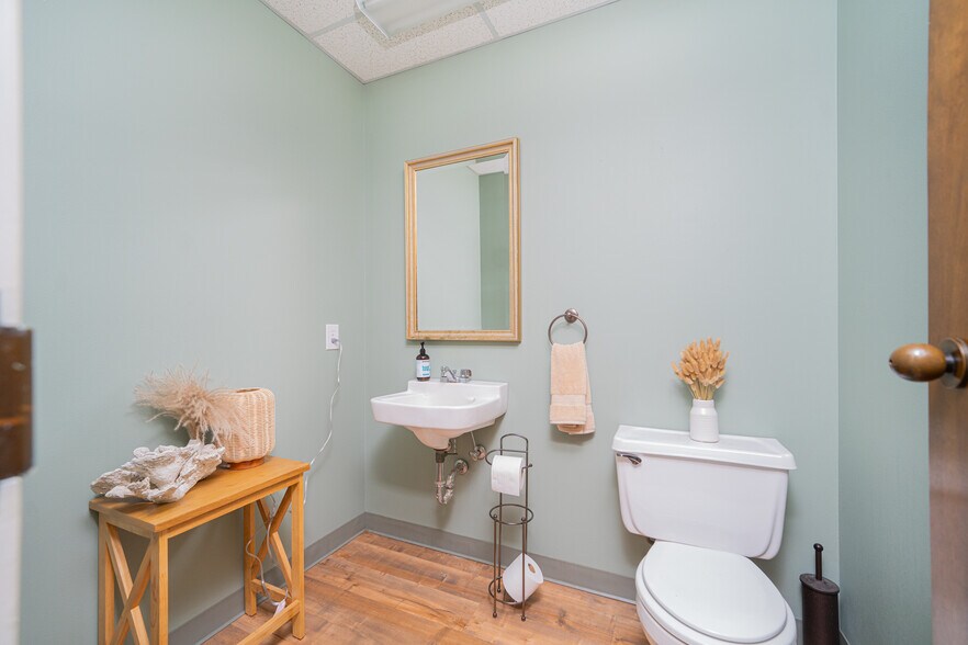 More Photos Of 2500 Judson Rd, Longview Storefront For Lease