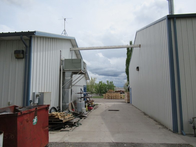 More Photos Of 5 Ponderosa Ct, Montrose Industrial For Sale