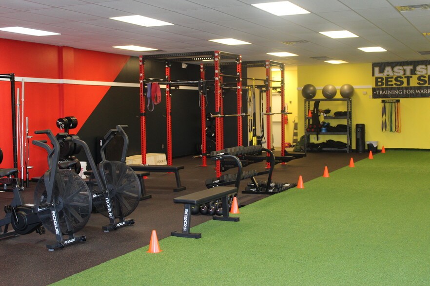 More Photos Of 3441 Malcolm Dr, Montgomery Storefront Retail Office For Sale