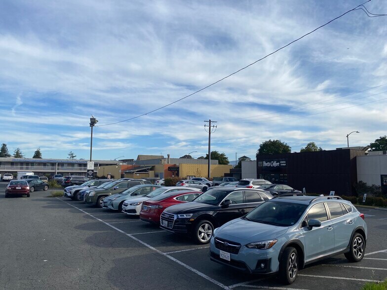 More Photos Of 1901 Webster St, Alameda Fast Food For Sale
