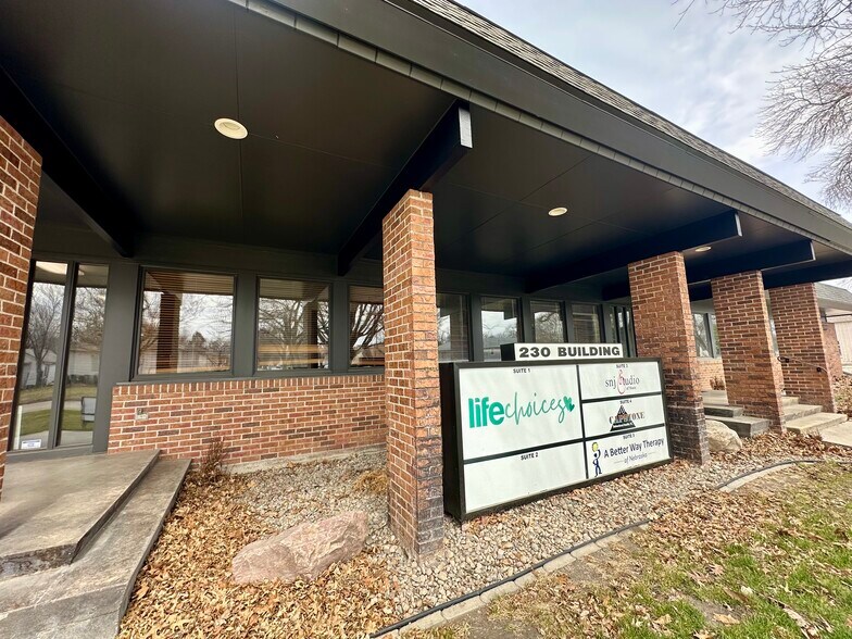 More Photos Of 230 E 22nd St, Fremont Medical For Lease