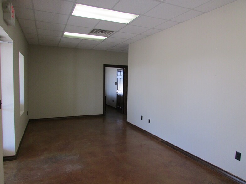 More Photos Of 1404 W Interstate 20, Odessa Warehouse For Sale