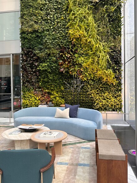 More Photos Of 200 W Madison St, Chicago Office For Lease