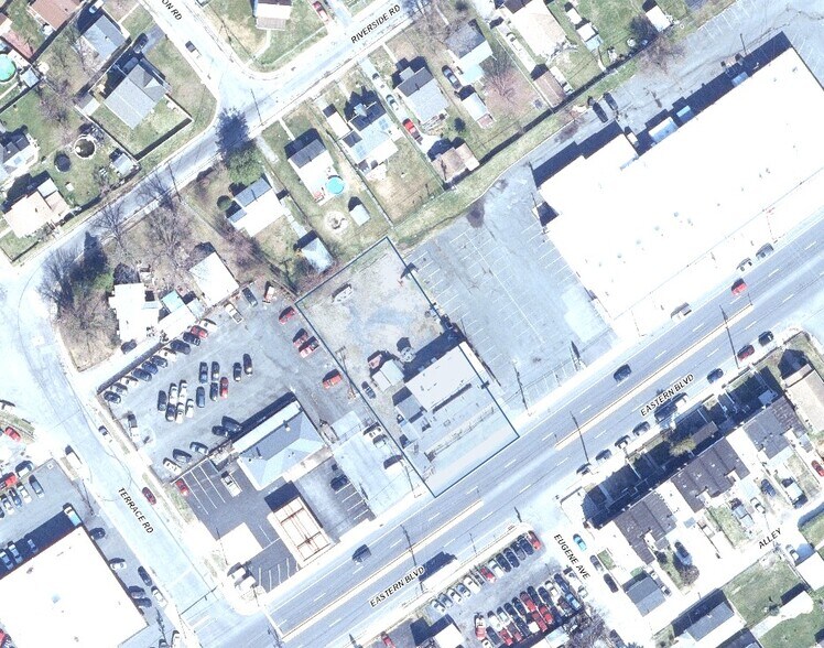 More Photos Of 106 Eastern Blvd, Essex General Retail For Sale