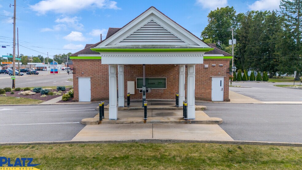 More Photos Of 3516 S Meridian Rd, Youngstown Bank For Sale