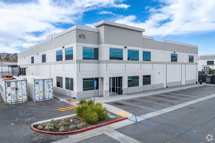 Primary Photo Of 475 Birch St, Lake Elsinore Warehouse For Sale
