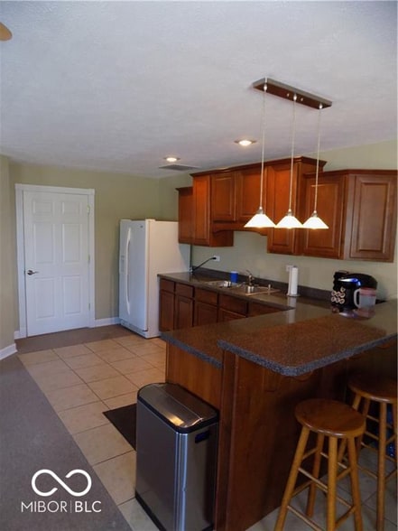 More Photos Of 1220 N Jackson St, Greencastle Flex For Sale