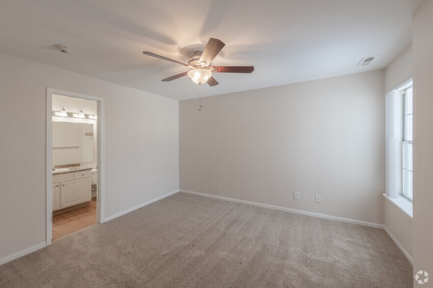 More Photos Of 100 Elena St, Cranston Apartments For Sale