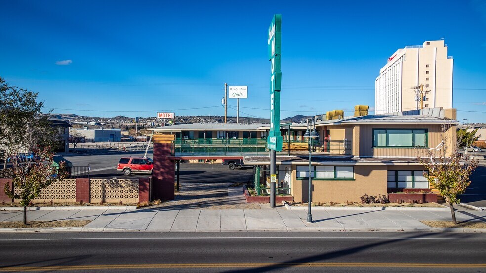 More Photos Of 1011 E 4th St, Reno Hotel For Sale