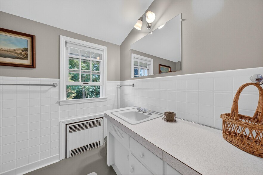 More Photos Of 1436 NY-52 Rt, Fishkill Office For Sale