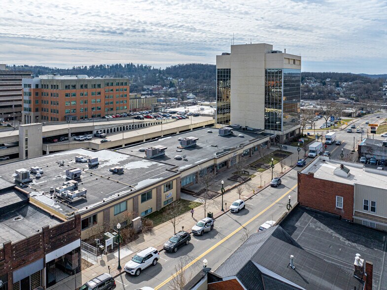 More Photos Of 90 W Chestnut St, Washington Office For Sale