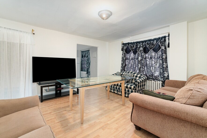 More Photos Of 1600 Regina St, Harrisburg Apartments For Sale