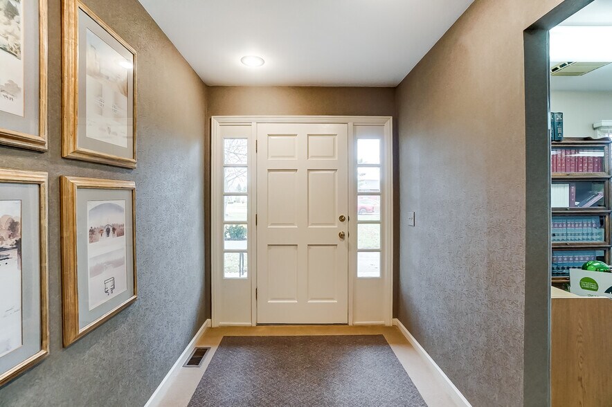 More Photos Of 1354 N Monroe Dr, Xenia Medical For Lease
