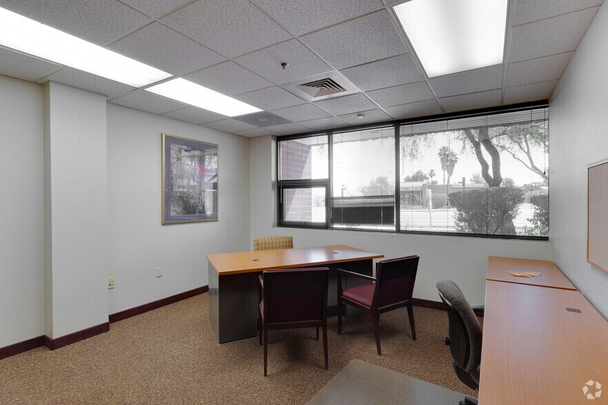 More Photos Of 14804 N Cave Creek Rd, Phoenix Office For Sale