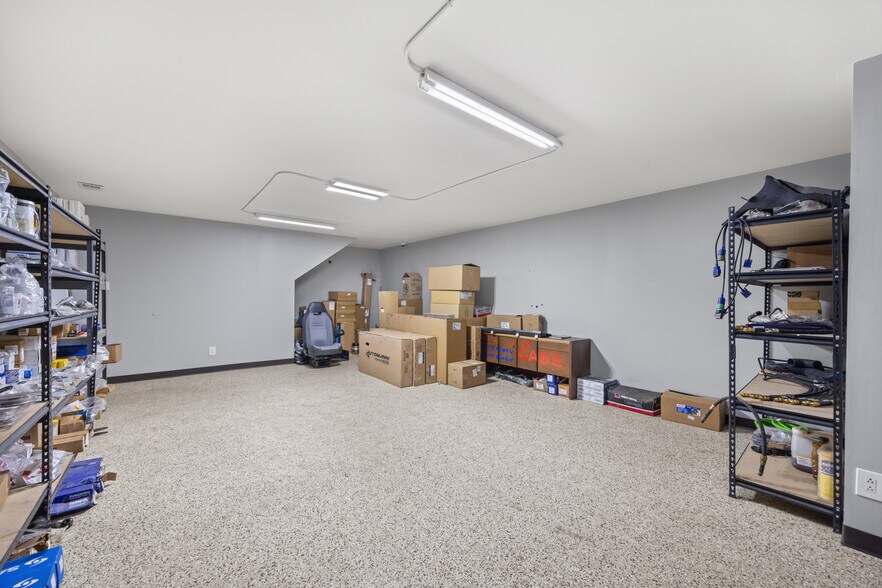 More Photos Of 406 N Union St, Dwight Truck Terminal For Sale