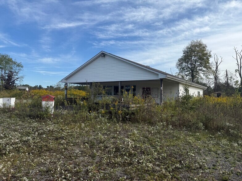 More Photos Of 554 W Main St, Saxonburg Land For Lease