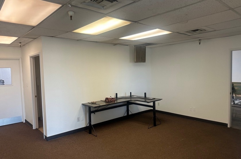 More Photos Of 16601 N 25th Ave, Phoenix Warehouse For Lease