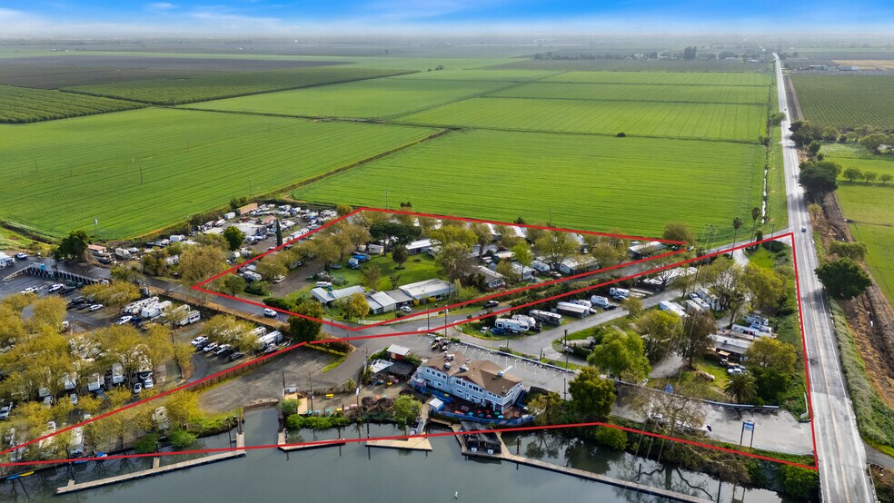 More Photos Of 13955 W Walnut Grove Rd, Walnut Grove Manufactured Housing Mobile Home Park For Sale