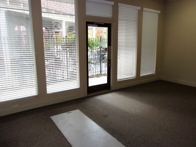 More Photos Of 2895 Highway 190, Mandeville Unknown For Lease