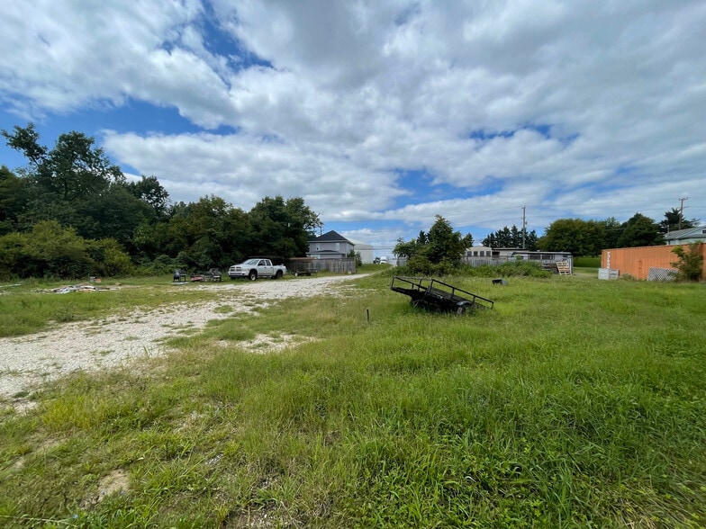 More Photos Of 703-705A Philadelphia Rd, Joppa Office Residential For Sale