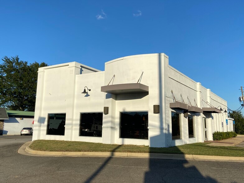 More Photos Of 2210 Temple Ave N, Fayette Fast Food For Lease