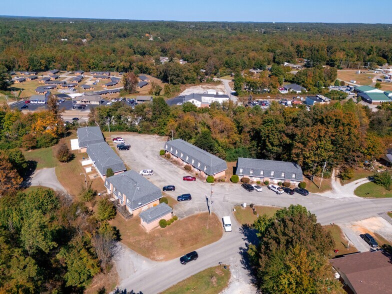 More Photos Of 306 N Main St, Lexington Apartments For Sale