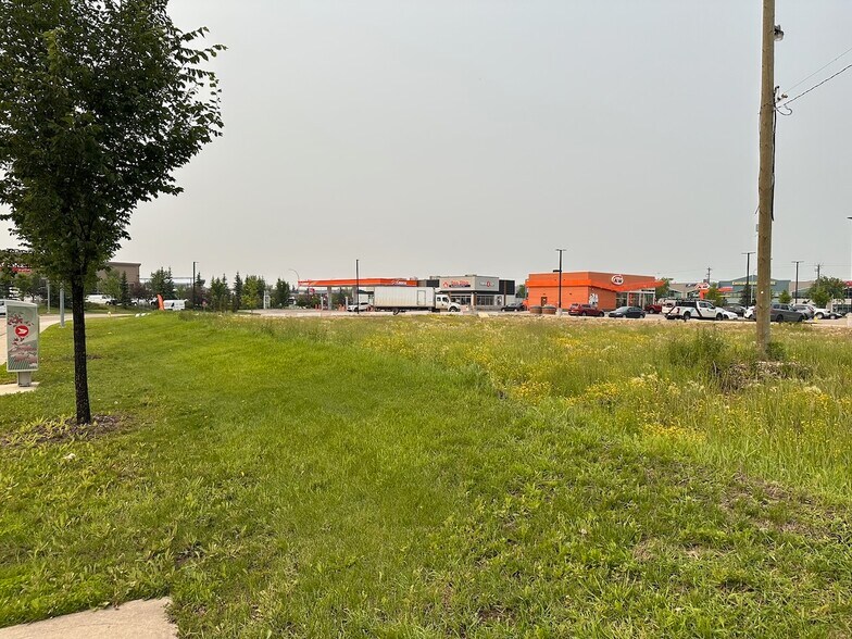More Photos Of 7450 68 Av NW, Edmonton Land For Sale