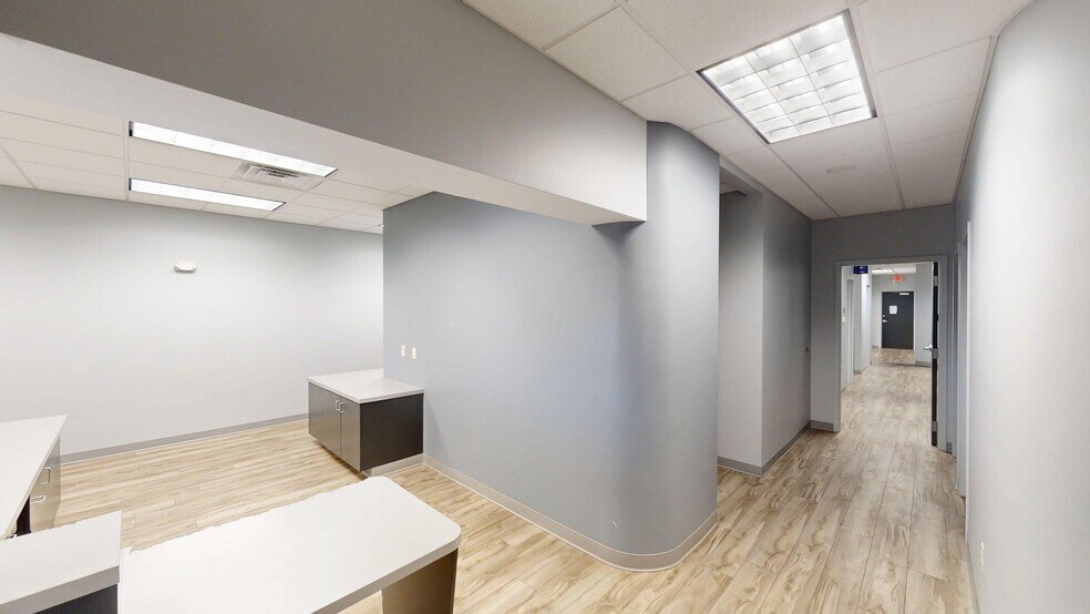 More Photos Of 1192 E Pershing Rd, Decatur Medical For Lease