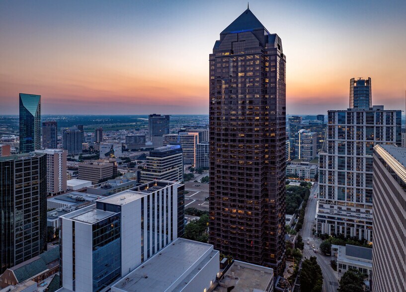 More Photos Of 2001 Ross Ave, Dallas Office For Lease